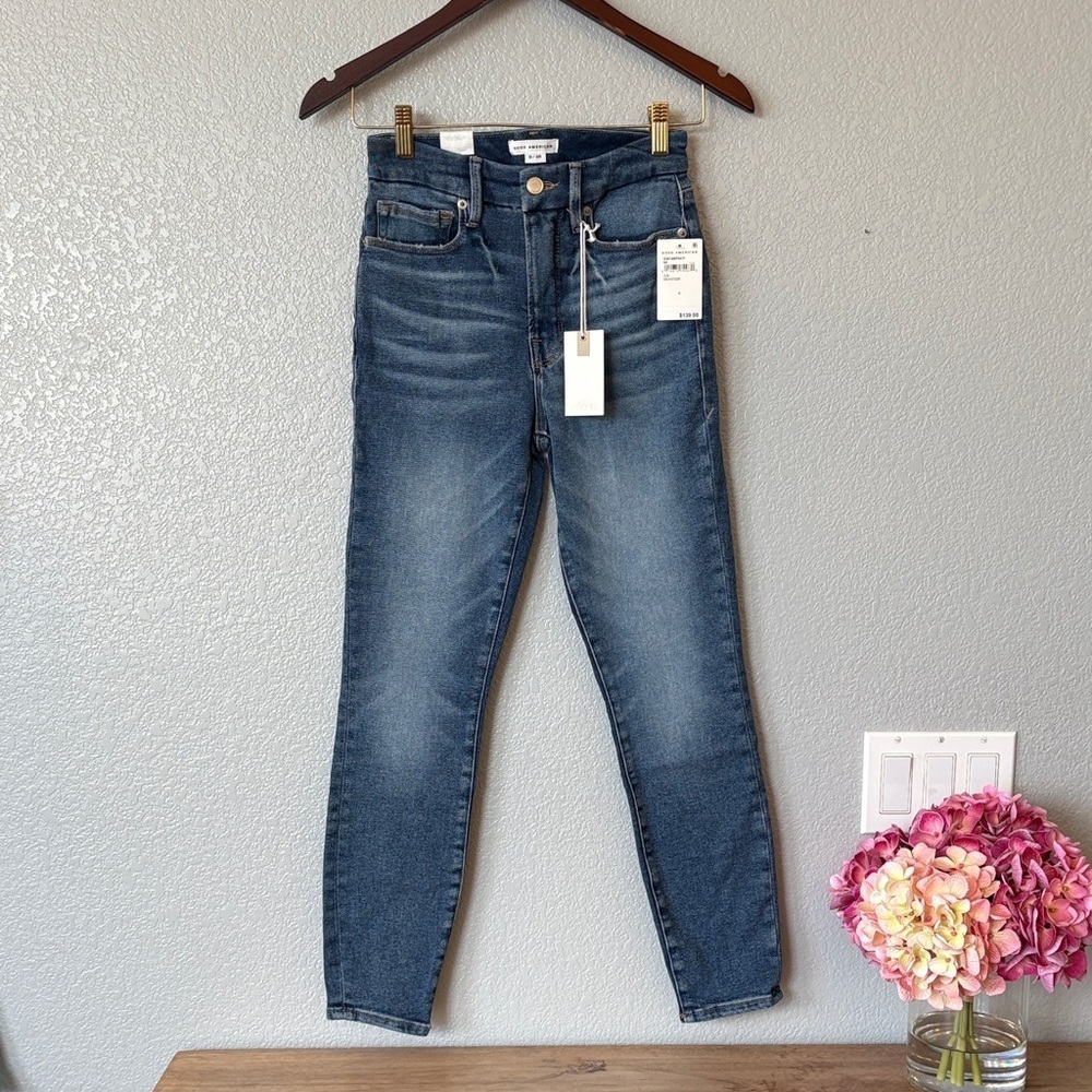 Good American Good Waist Crop